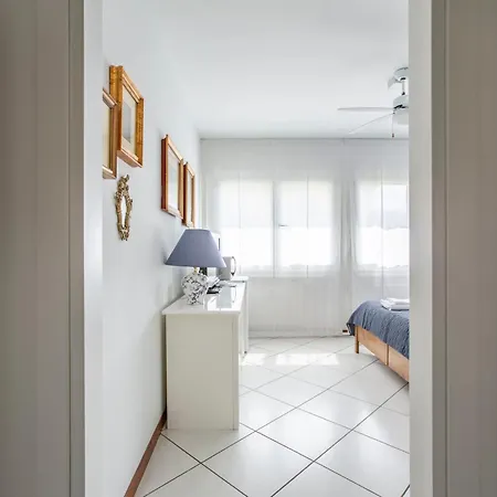 Tosca House 2 Bed & Breakfast Varenna