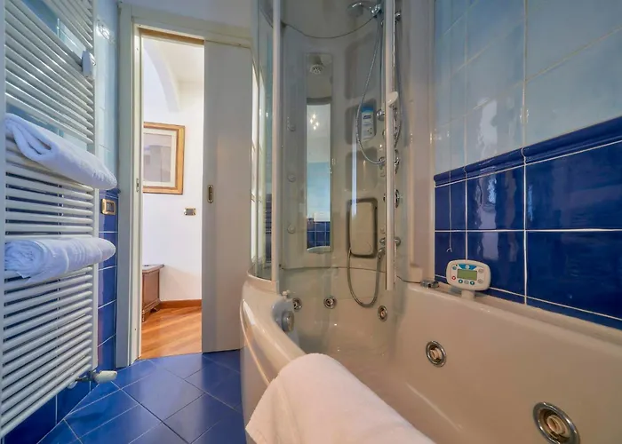 Tosca House 2 4* Varenna