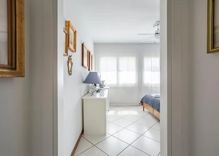 Tosca House 2 Bed & Breakfast Varenna