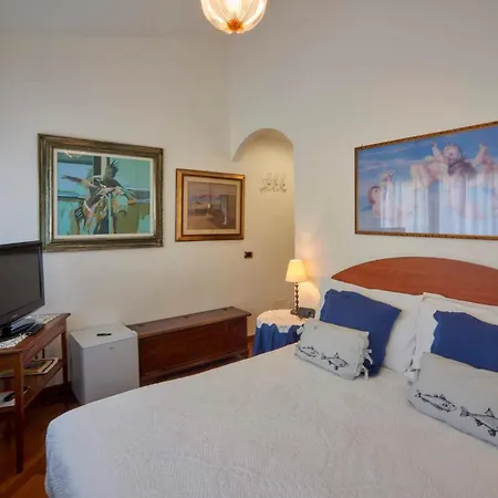 Tosca House 2