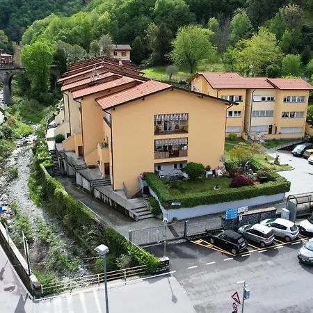 Tosca House 2 *