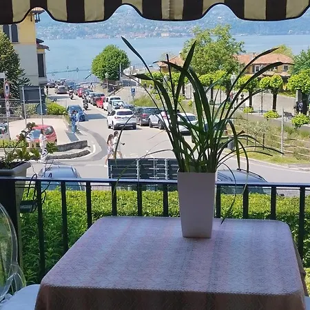 לינה וארוחת בוקר Tosca House 2 4*