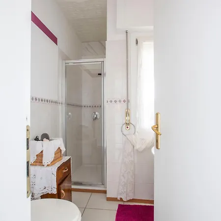 Tosca House 2 לינה וארוחת בוקר