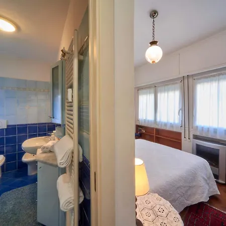 Tosca House 2 B&B 바레나