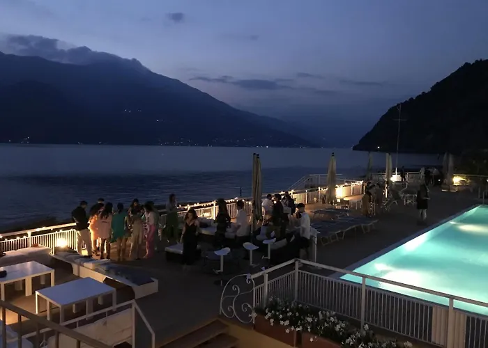 Tosca House 2 Bed & Breakfast Varenna