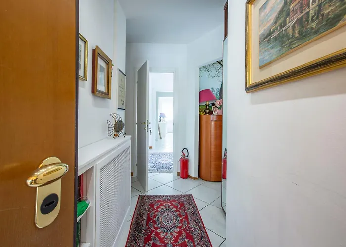 Bed & Breakfast Tosca House 2